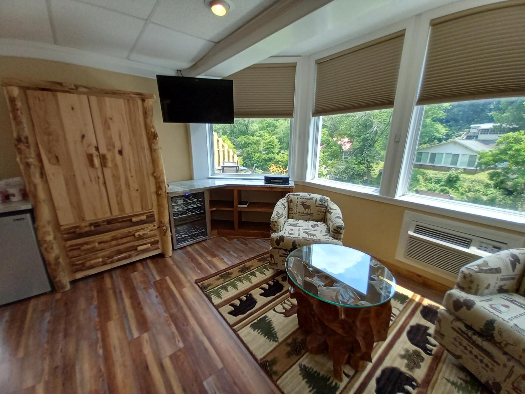 Carter Lodge - On The River Chimney Rock Extérieur photo
