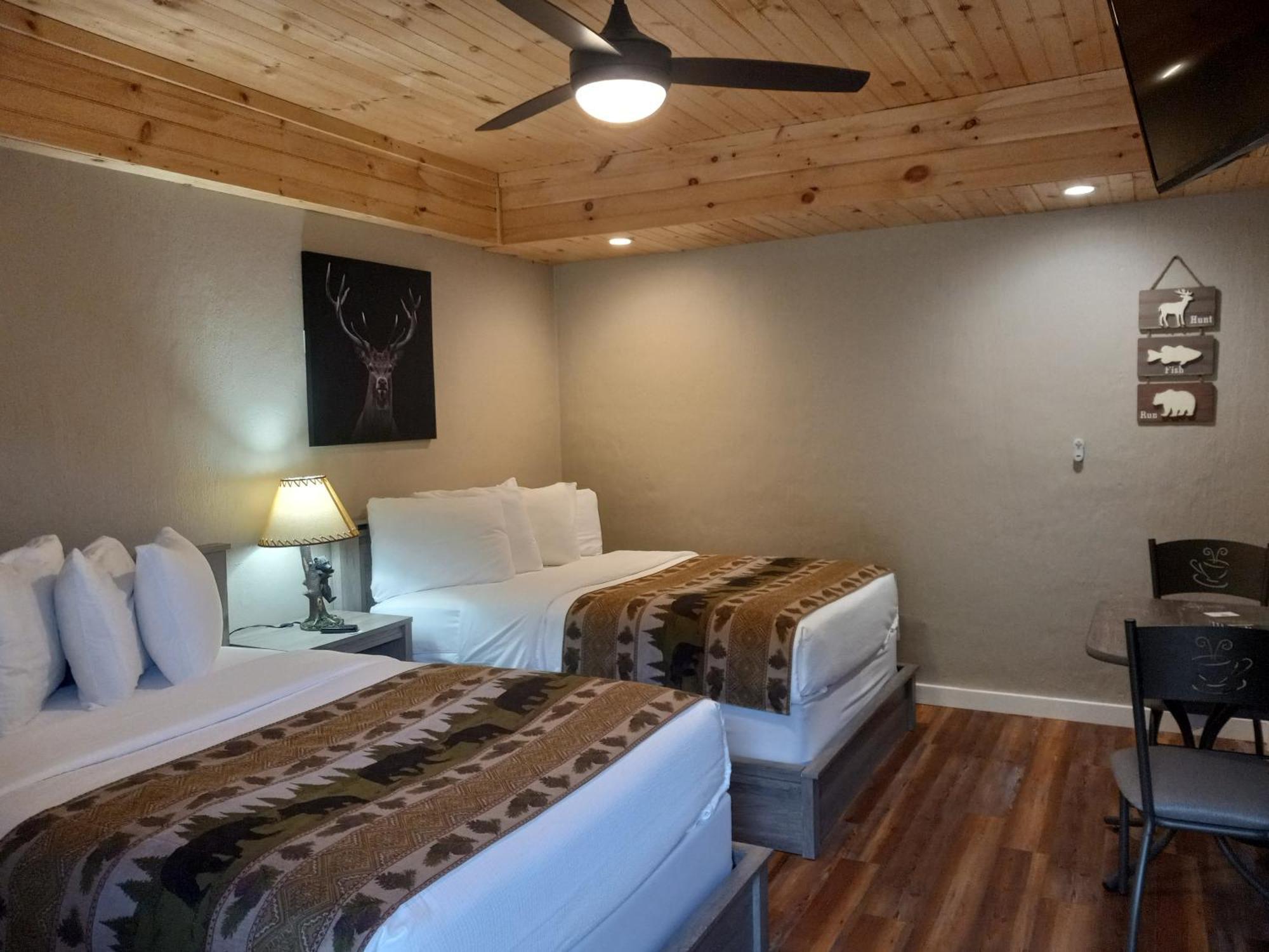 Carter Lodge - On The River Chimney Rock Extérieur photo