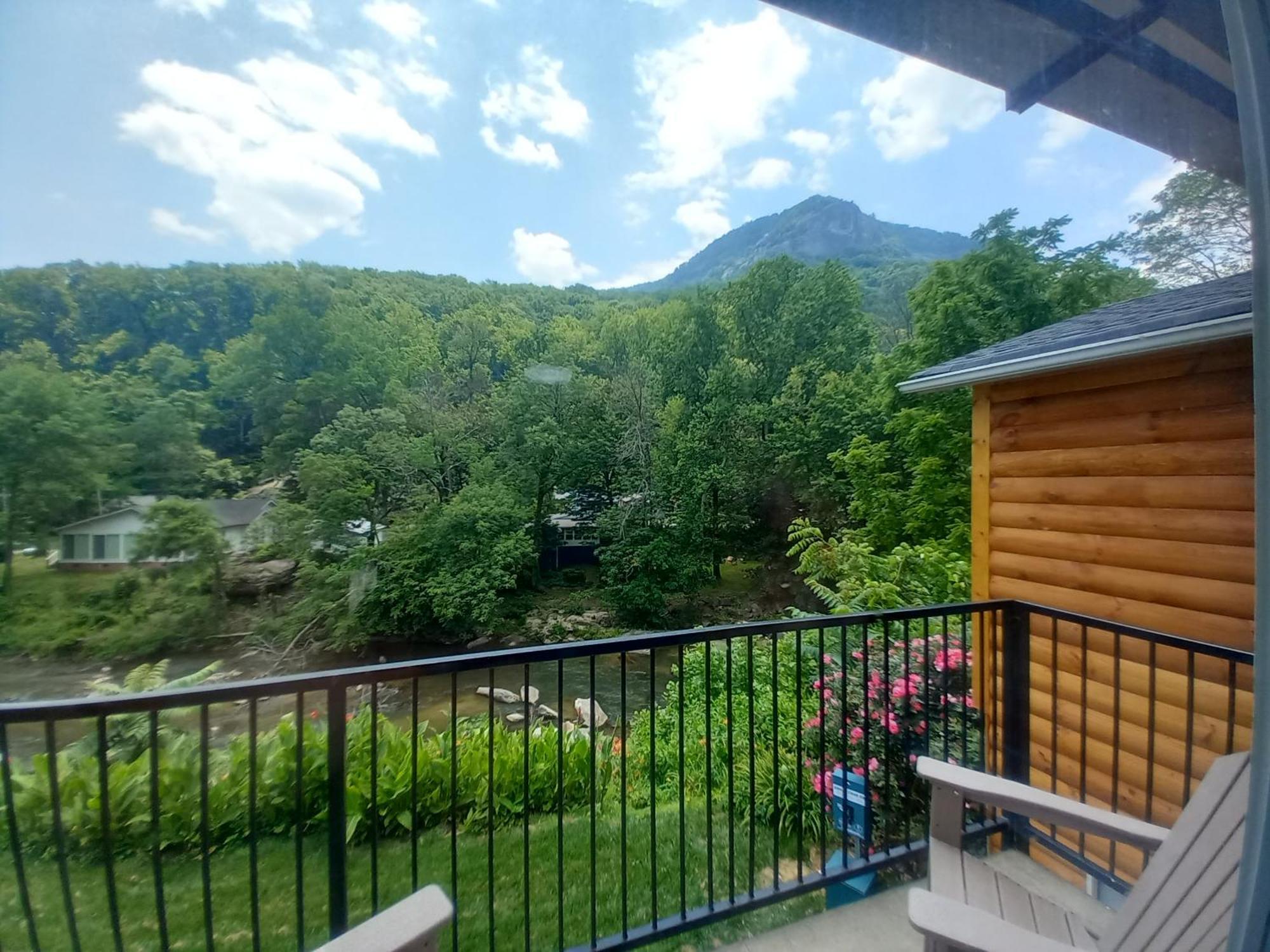 Carter Lodge - On The River Chimney Rock Extérieur photo