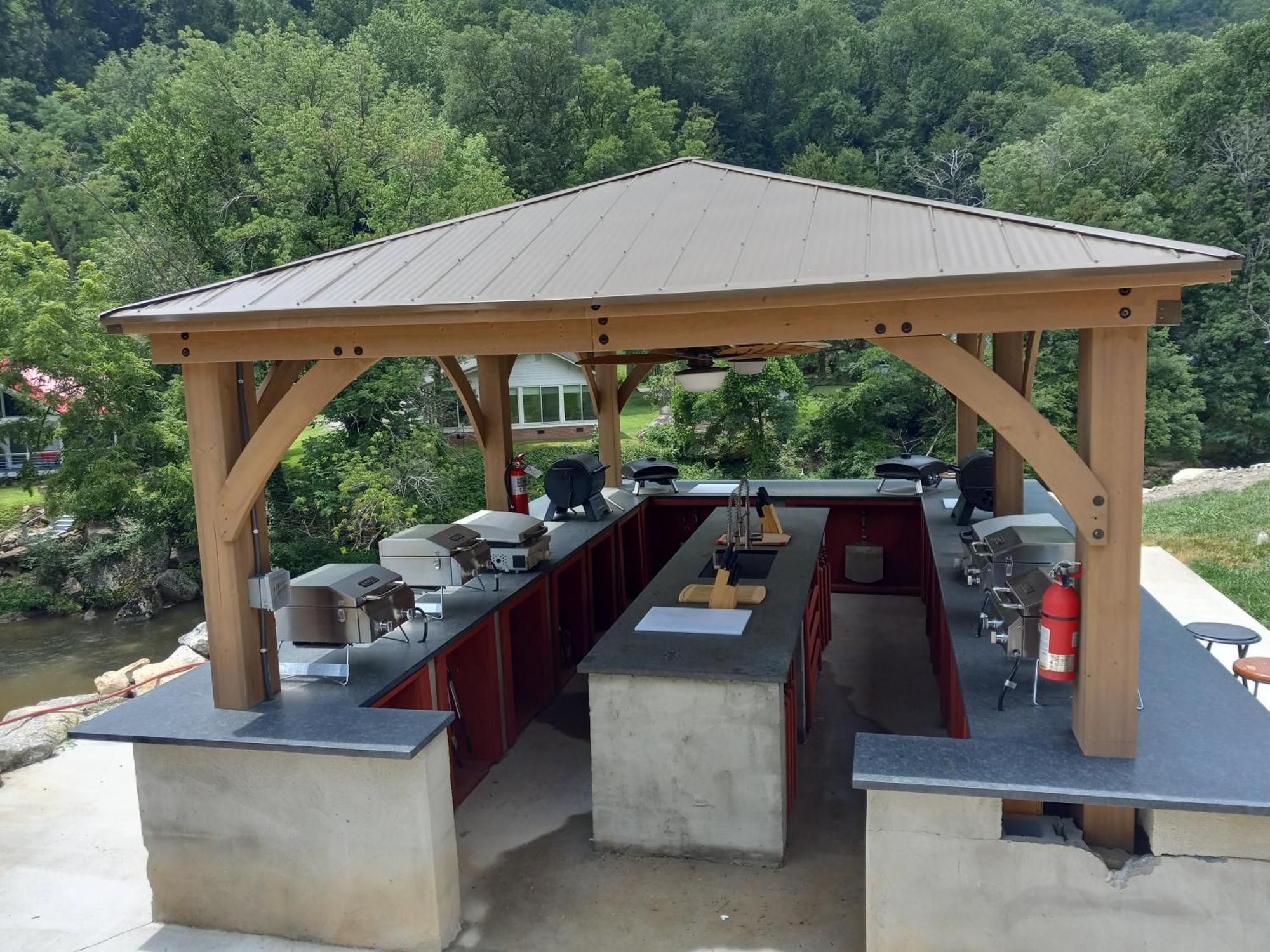 Carter Lodge - On The River Chimney Rock Extérieur photo